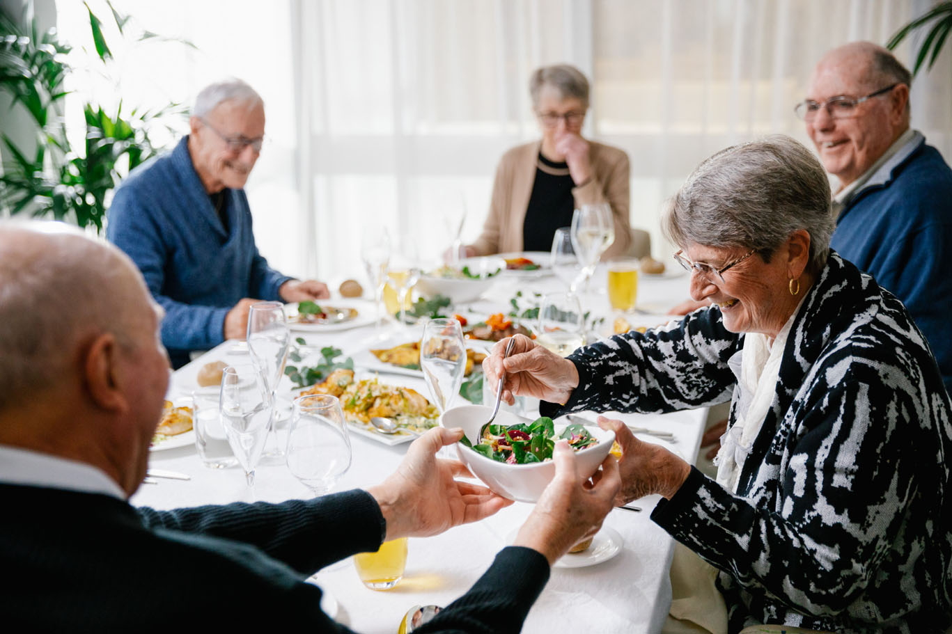 heathcote aged care residents eating a meal